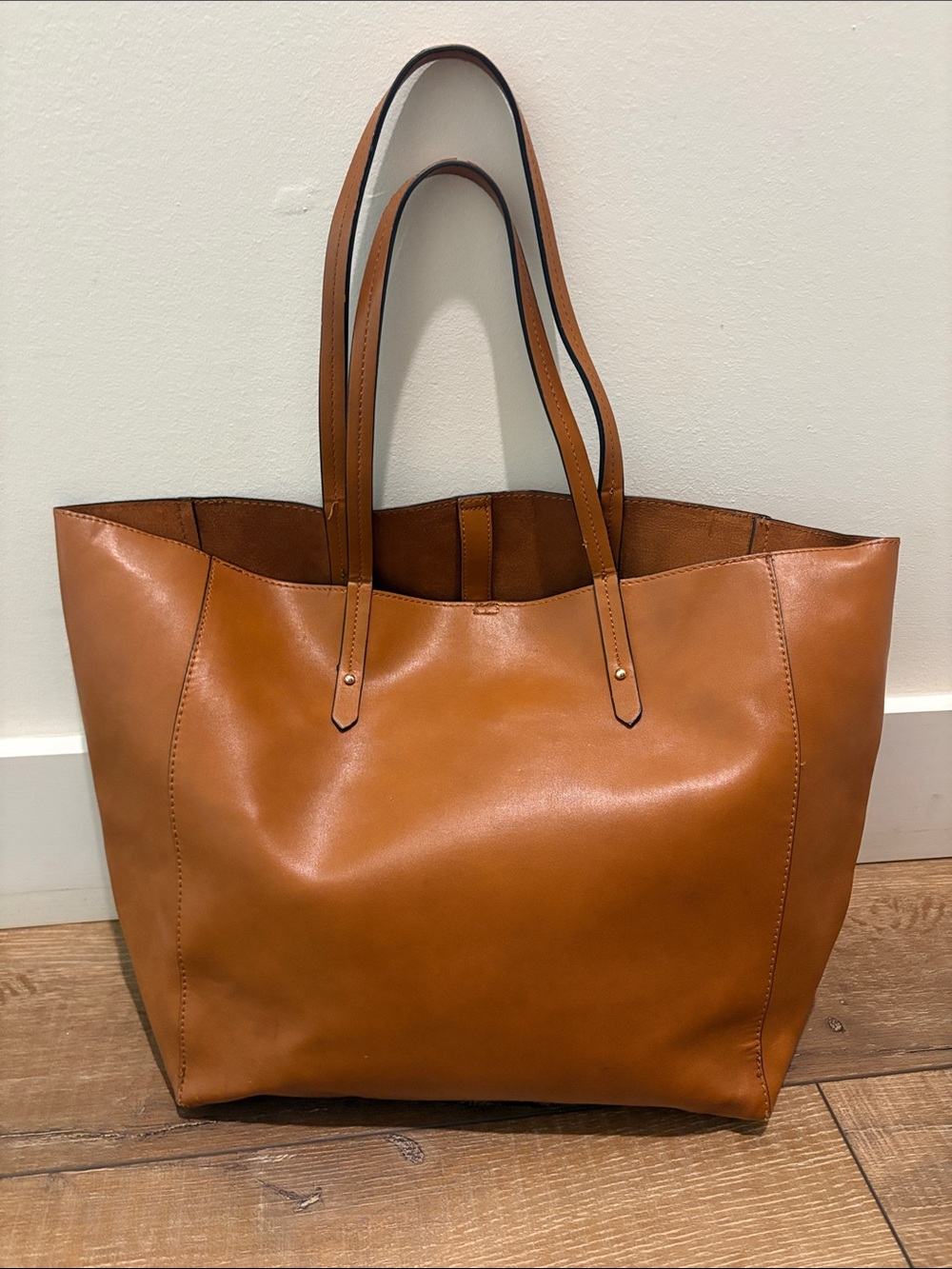 GAP Classic Tan Synthetic Leather Tote Bag